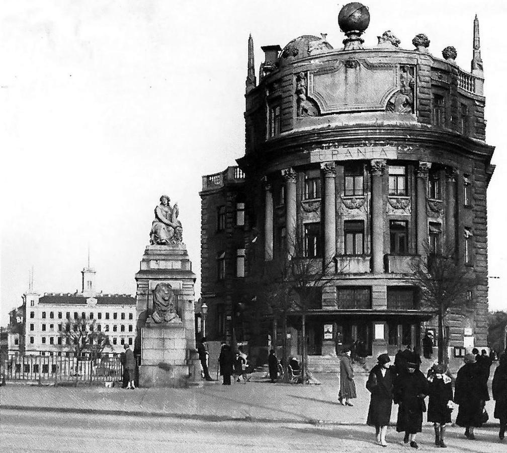 Prater Rooftop Pinnacle With Ac Виена Екстериор снимка